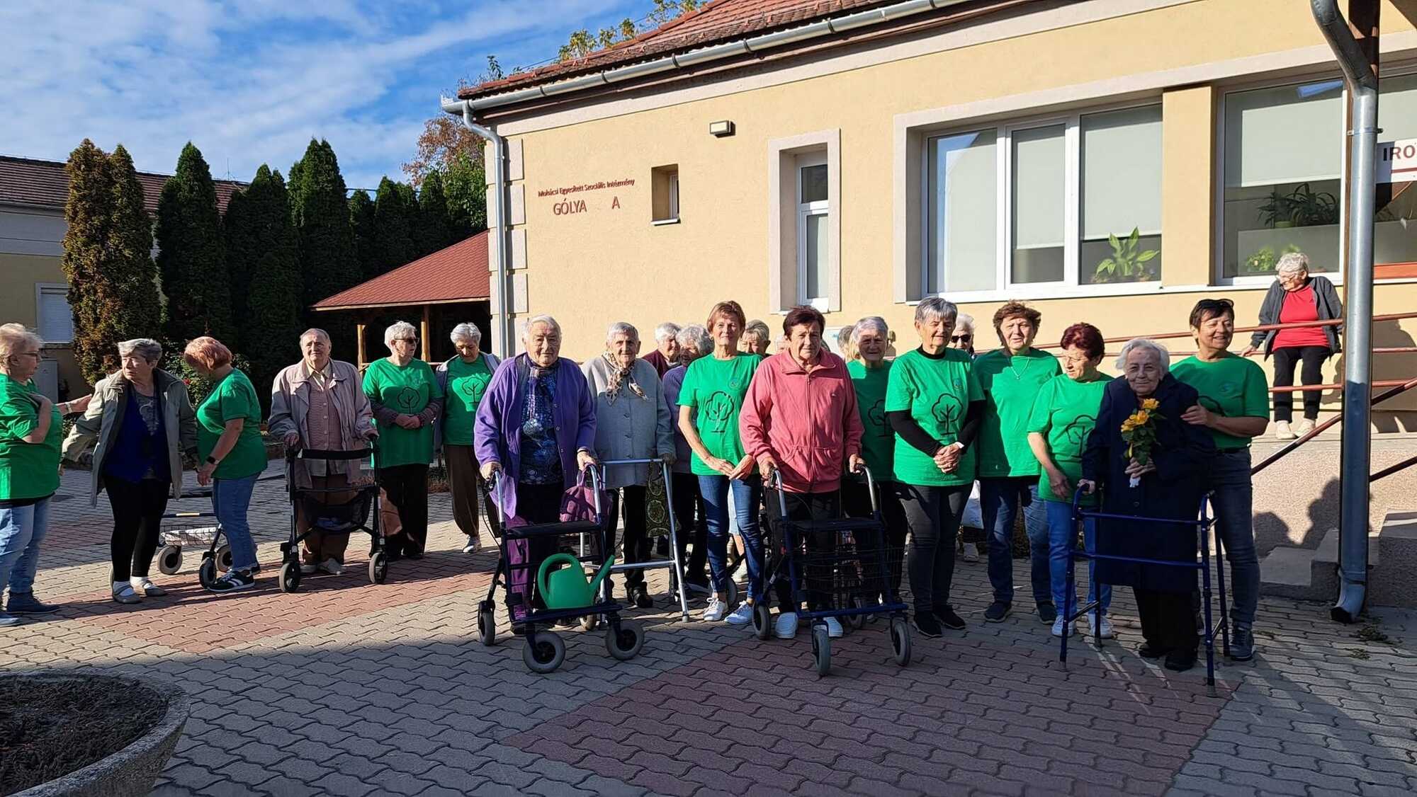 latogatas idosek otthona mohcsop 2026.10